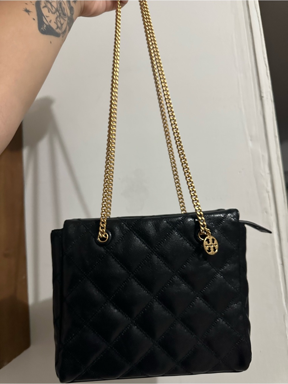 Tory Burch zip Willa
